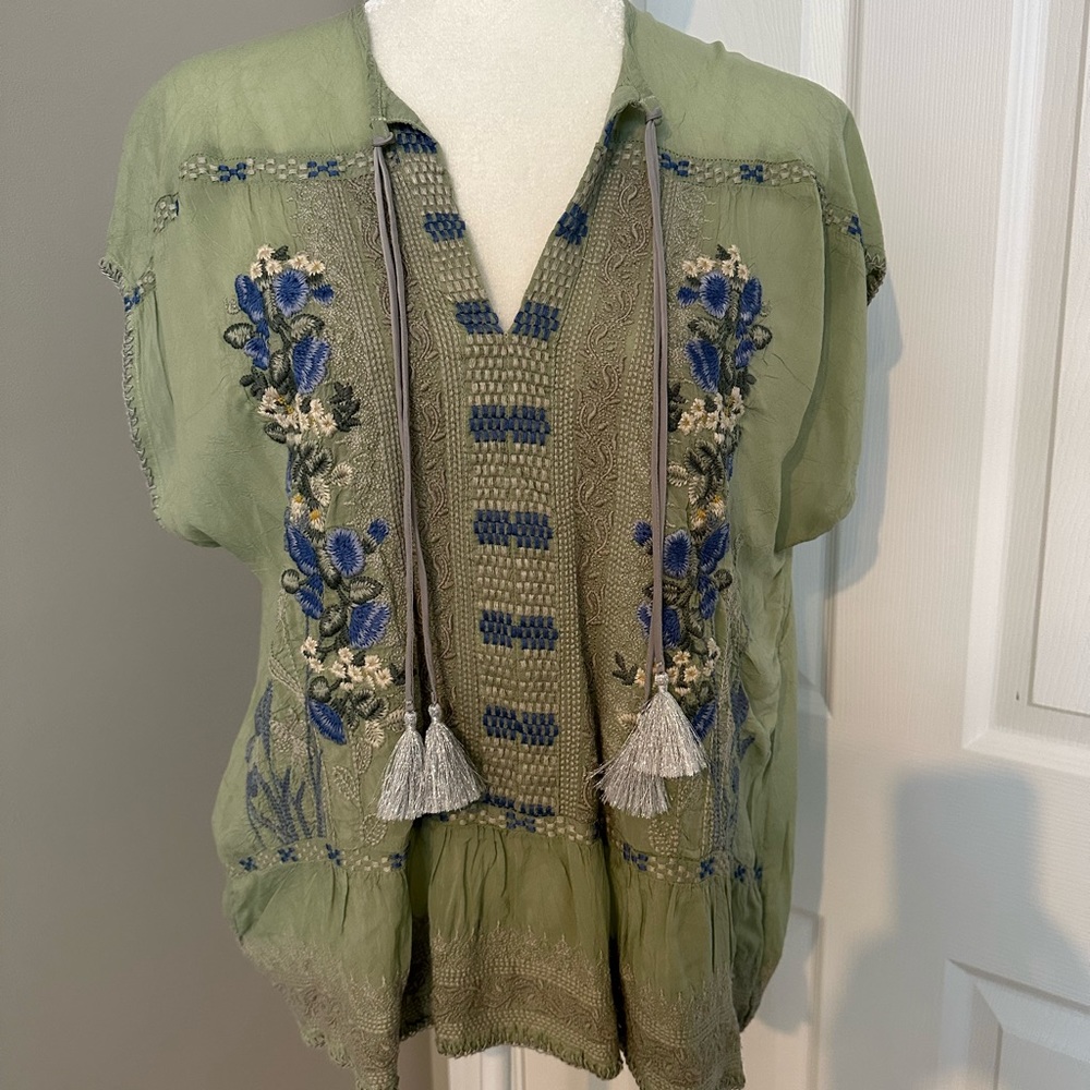NWT Johnny Was Noah Top